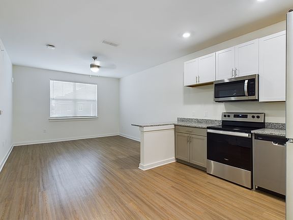5th image of 2520 New Port Royal Rd #1-305