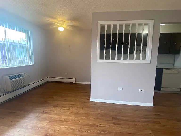 Garden Center Apt. 68 — Photo 22