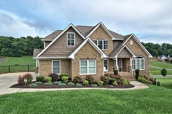 3rd image of 232 Hayfield Dr