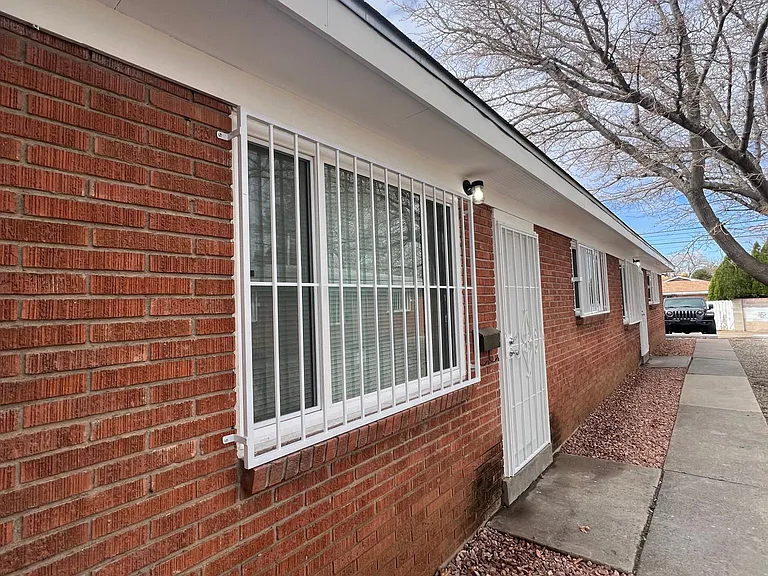1029 Louisiana Blvd SE #C — Photo 24
