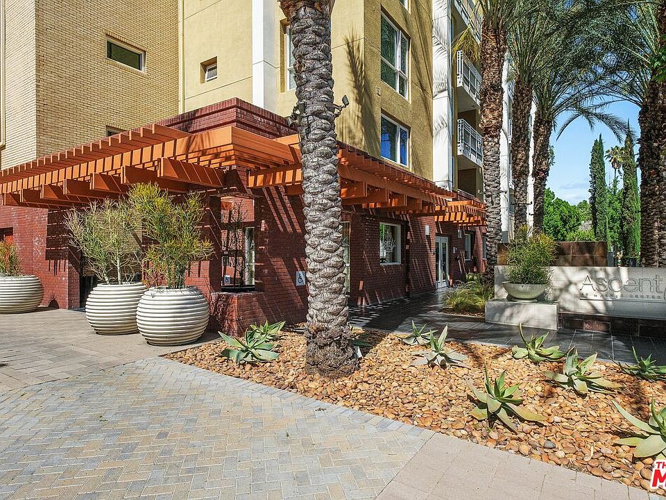 1st image of 21301 Erwin St Unit 508