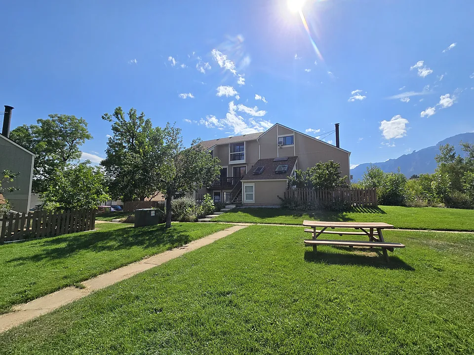 3371 Cripple Creek Trl