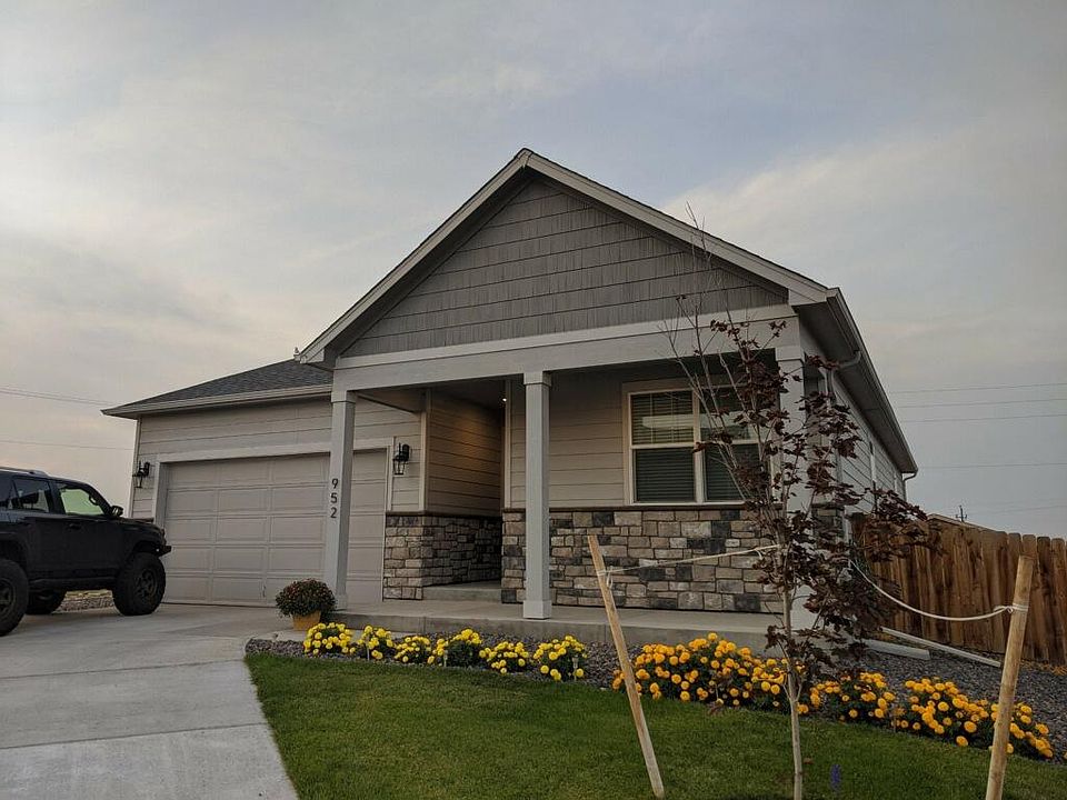 1st image of 952 Camberly Ct