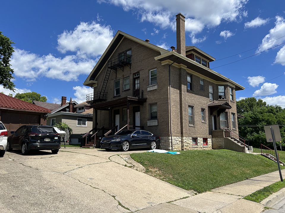 2nd image of 2301 Harrison Ave #3