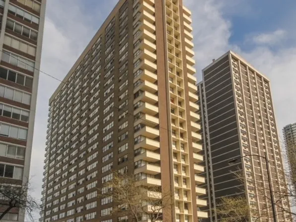 6157 N Sheridan Rd, Chicago, IL