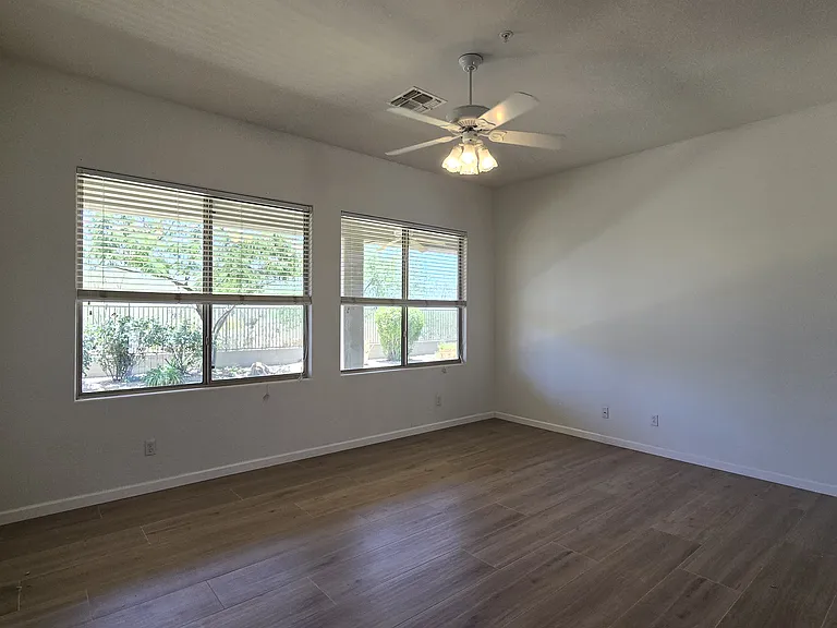 10335 E Rosemary Ln — Photo 7