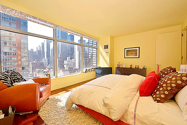 Sold by Trump International Realty | media 4