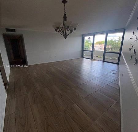 4th image of 13951 Kendale Lakes Cir #304A