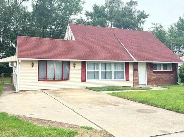 117 Harvest Rd, Levittown, PA 19056