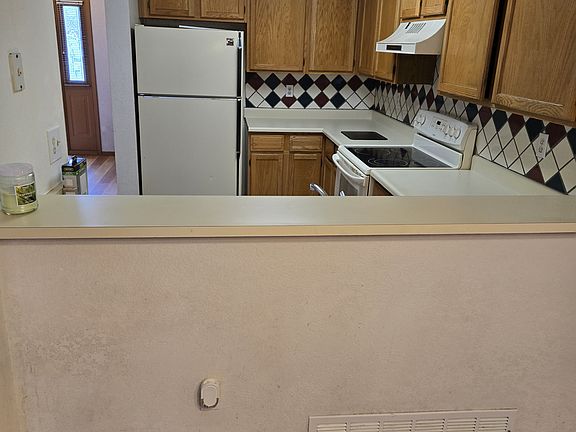 3rd image of 7476 E Arkansas Ave APT 3203