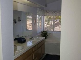 9157 Mandarin Ln, Riverside, CA 92508