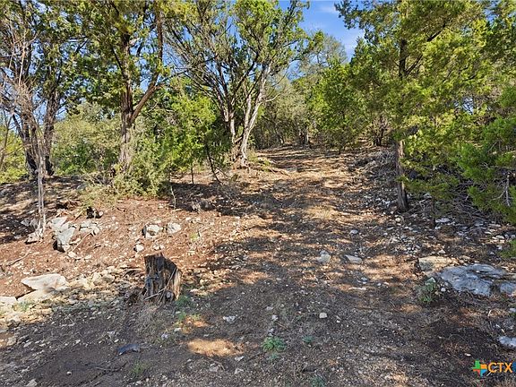 3rd image of 1025 Flaman Rd