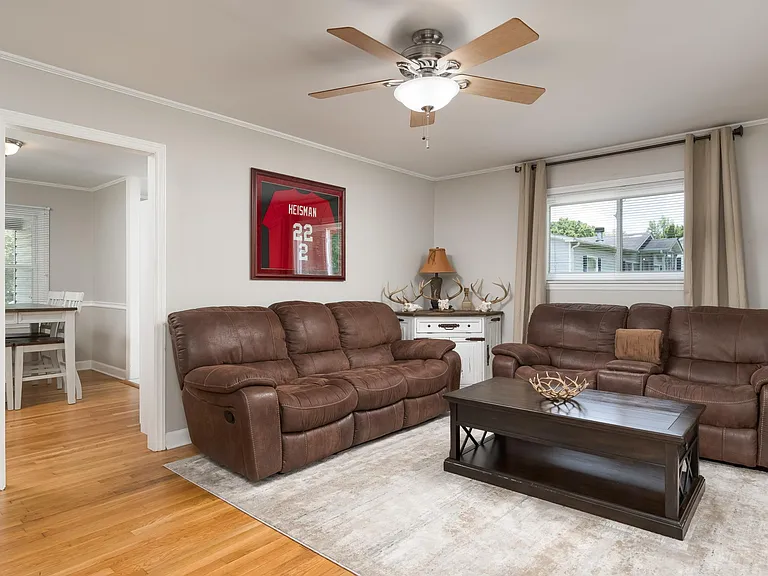 702 Ogrady Dr — Photo 10
