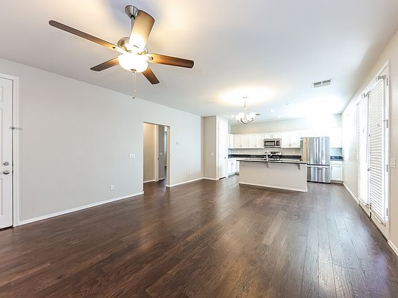 4th image of 1187 N 164th Ave