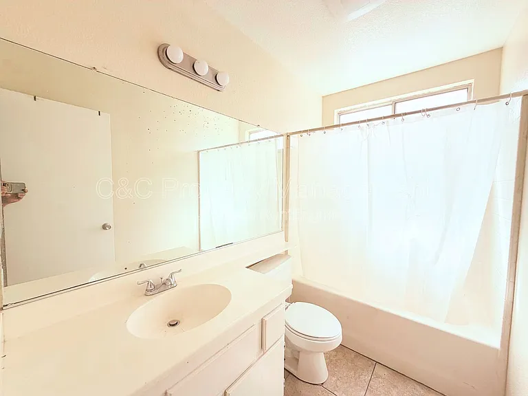 13489 Monterey Way — Photo 6