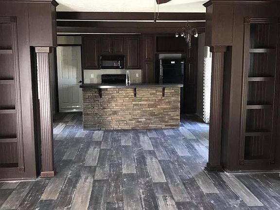3rd image of 13124 Herring Dr
