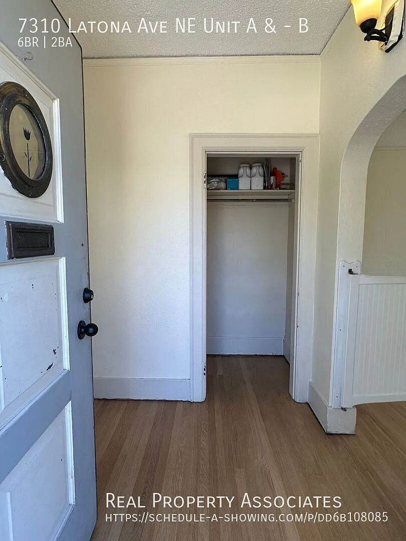 Charming 5-bdr 1-ba House with 1-bdr ADU Across From Green Lake Park — Photo 2