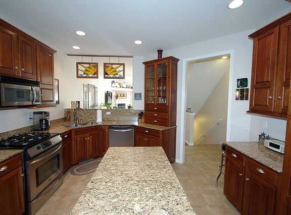4th image of 3125 Brook Harbour Dr #0
