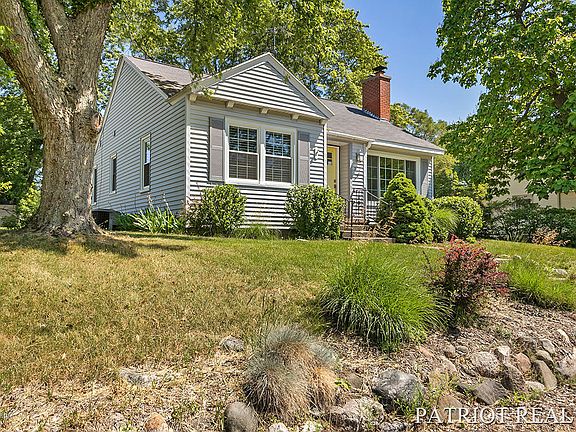 2nd image of 509 Colfax Ave