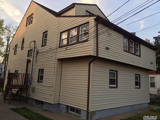 1st image of 17 Morton Ave