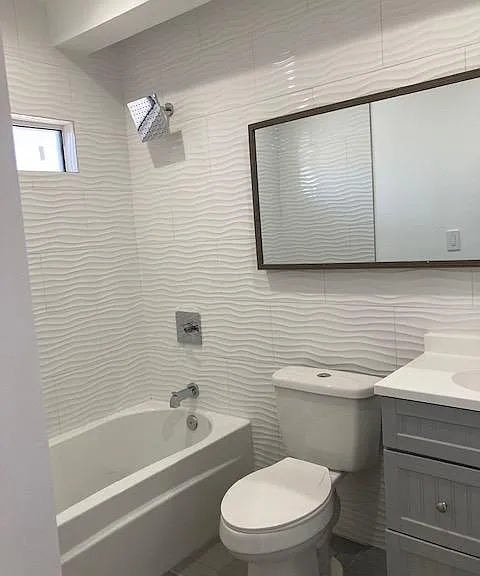 141 S Kenmore Ave #143 & 1/2 — Photo 5