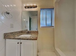 4395 Signal Hill Rd, Orlando, FL 32808