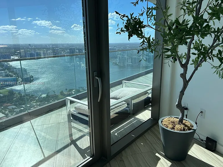 18975 Collins Ave #4705 — Photo 33