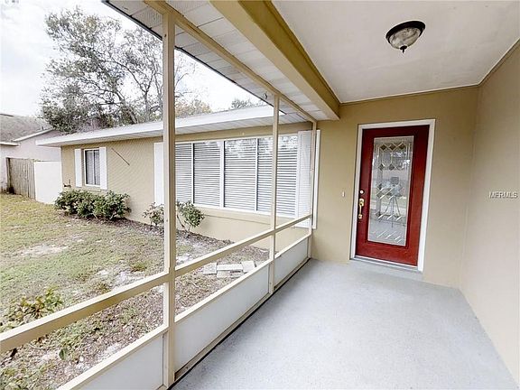 3rd image of 1854 Portview Ave