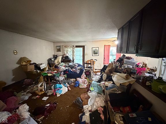 3rd image of 9412 Big Ben Cir