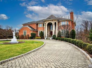 12 Audrey Urban Ct, Alpine, NJ 07620