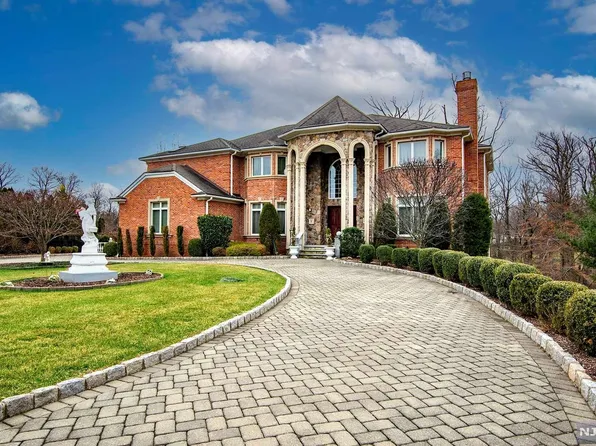 12 Audrey Urban Ct, Alpine, NJ 07620