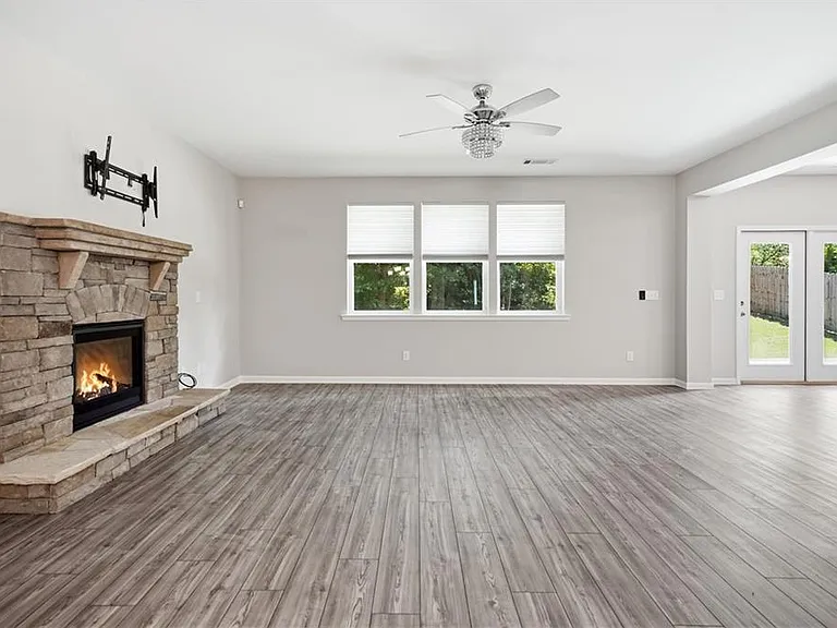 4367 Waxwing St — Photo 11