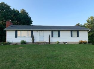 12600 Rainbow Lake Rd, Athens, OH 45701