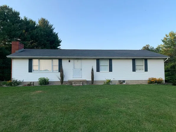 12600 Rainbow Lake Rd, Athens, OH 45701