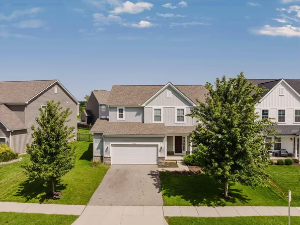 426 Oakland Hills Loop, Commercial Point, OH 43116
