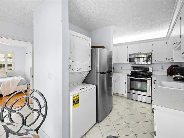 1031 Citrus Way #102-A — Photo 28