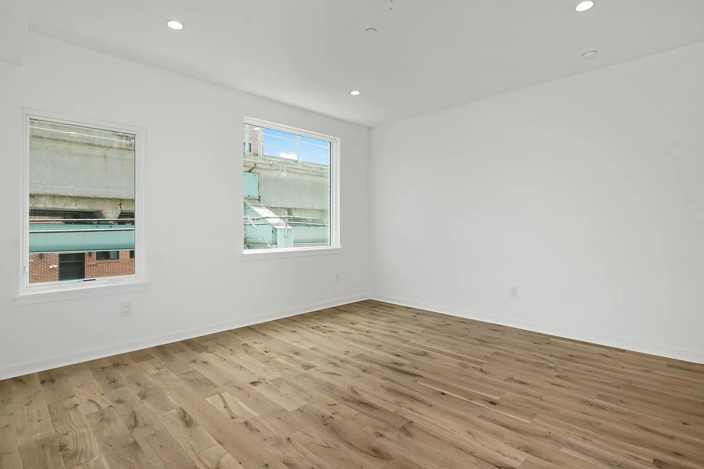 1 bed, 650 sqft, $1,499 — Photo 3
