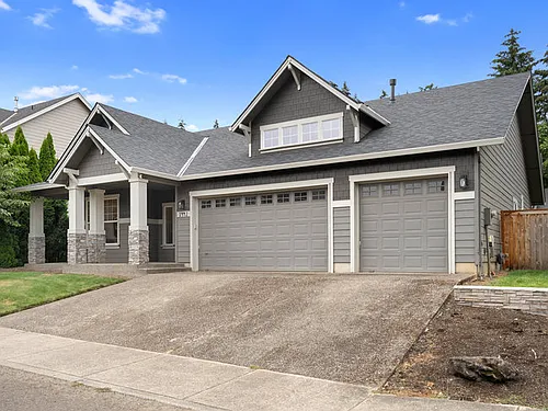 1442 NE 18th Pl Photo 1