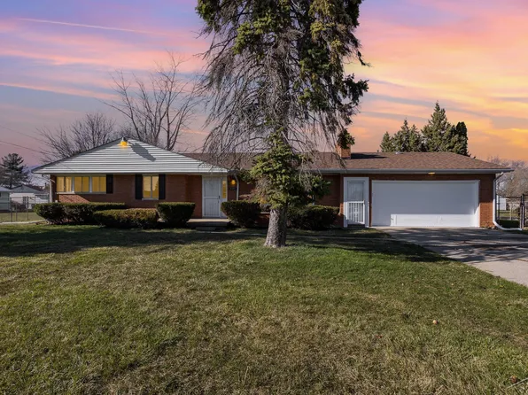 3185 Walnut St, Saginaw, MI 48601