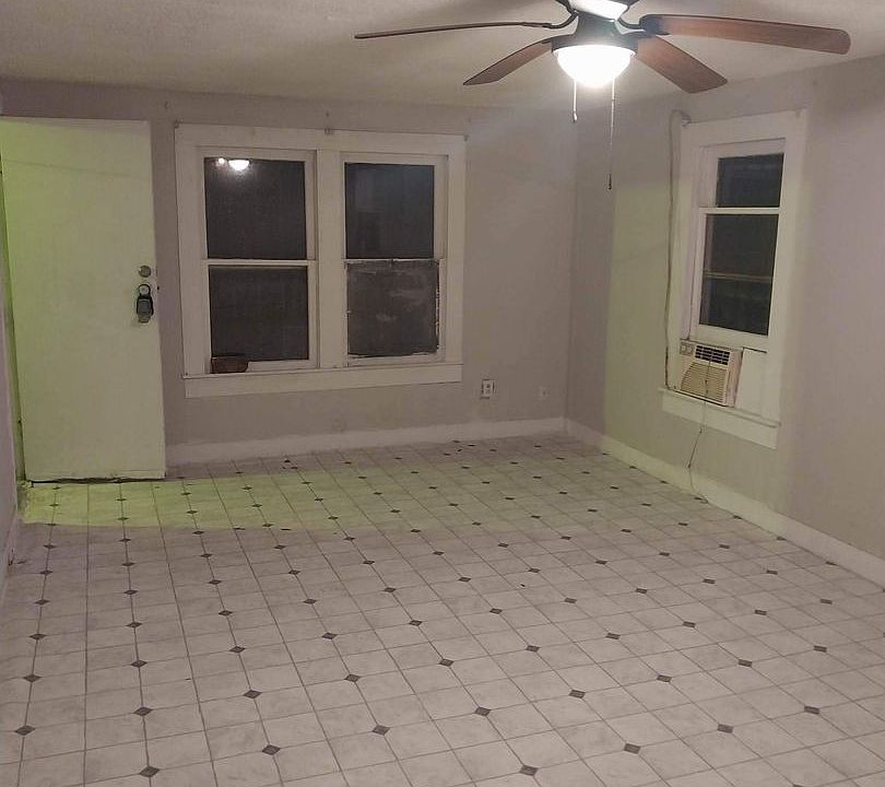 1st image of 1811 Nowlin St #1