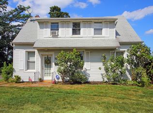 11 Center Ave, Leonardo, NJ 07737