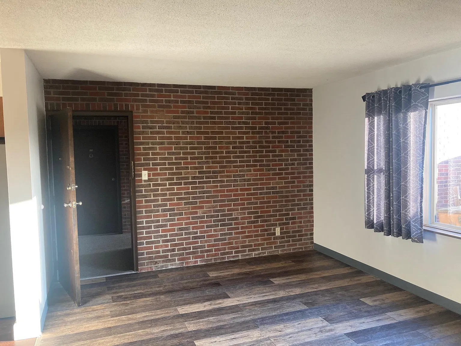 425 SE 14th Street — Photo 3