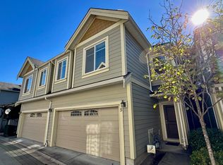 5660 Blundell Rd #5, Richmond, BC V7C 1H5