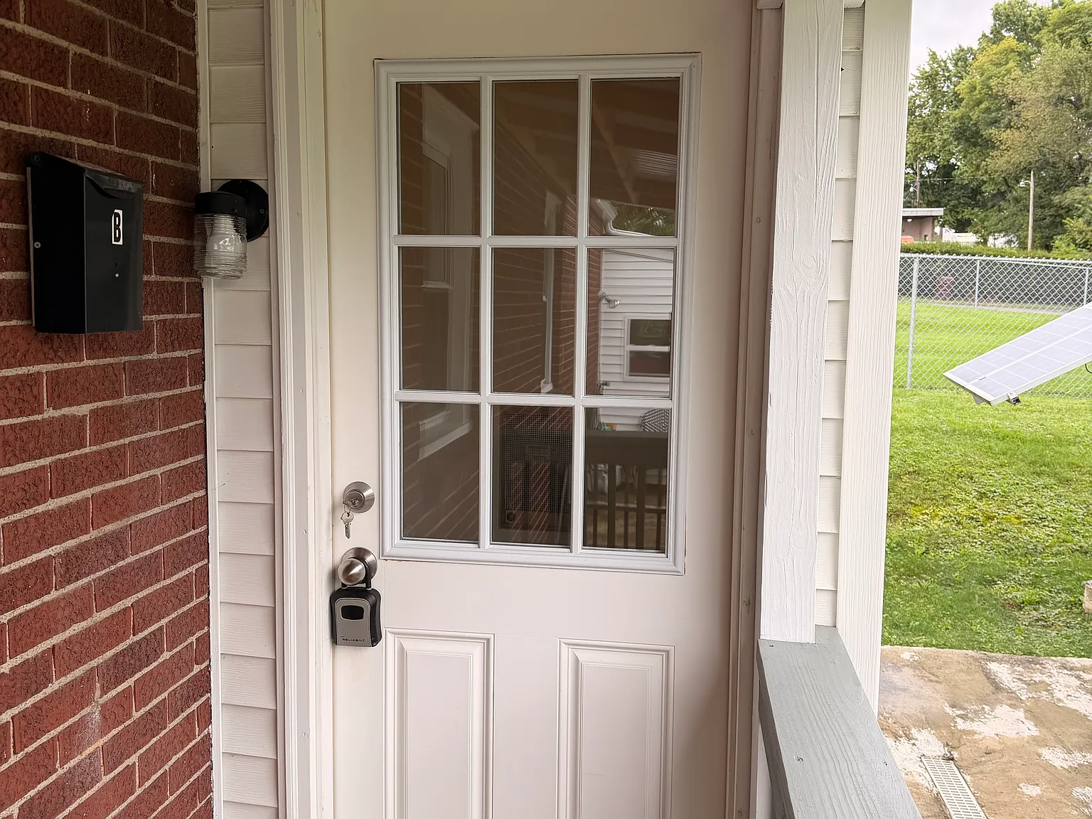 Studio, 750 sqft, $785 — Photo 2