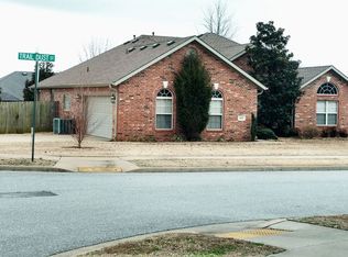 4655 W Trail Dust St, Fayetteville, AR 72704