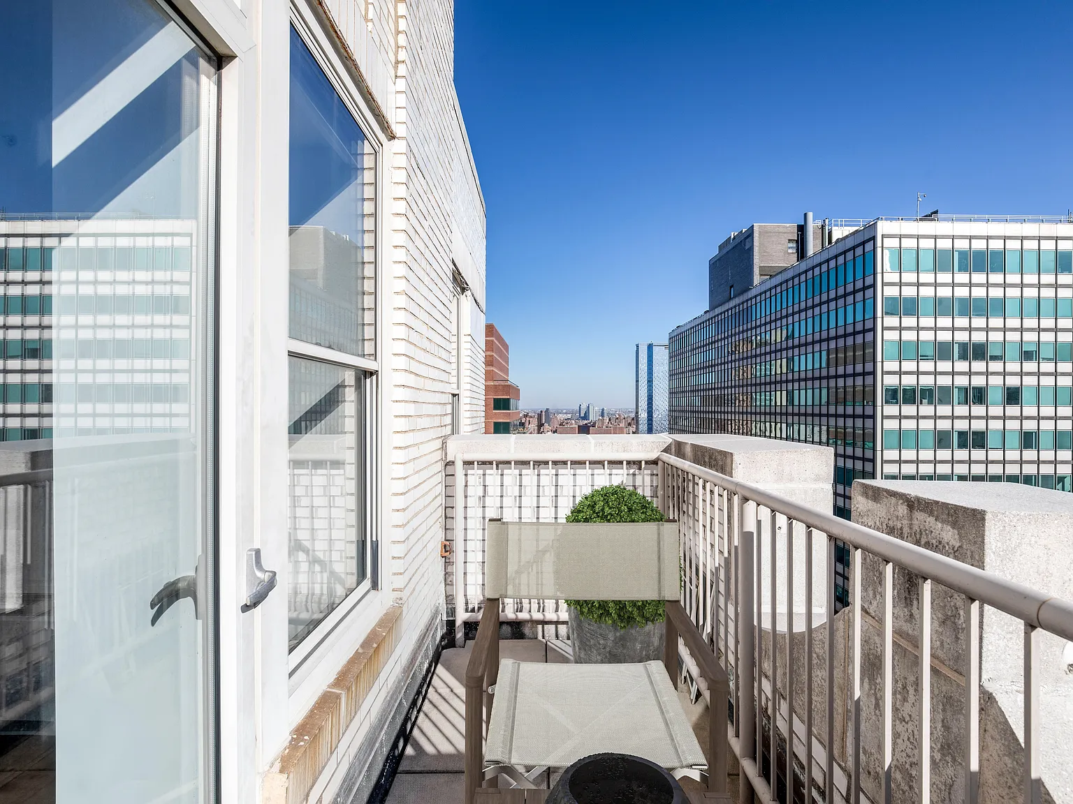 116 John Street — Photo 4