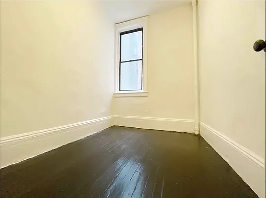 Rented by Ethan Blinder, LREB | media 20