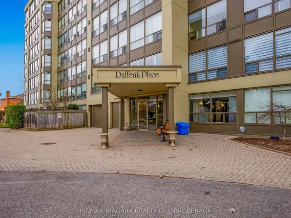5100 Dorchester Rd W #702, Niagara Falls, ON L2E 7H4