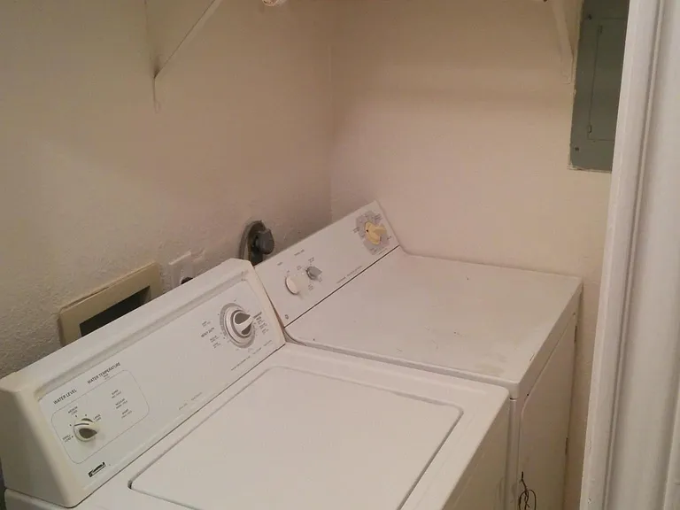1002 Charisse St #D — Photo 8