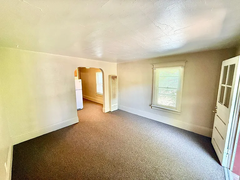 1123 Laporte Ave — Photo 15
